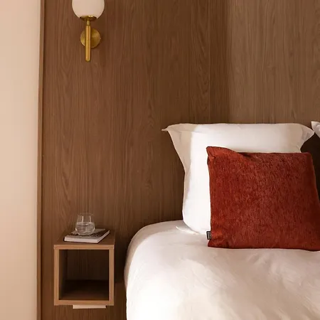 Bright 1br 4p Apartment, Ac, Opera *